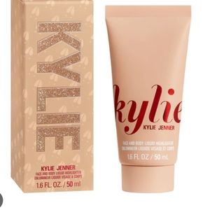Kylie Cosmetics face and body highlighter